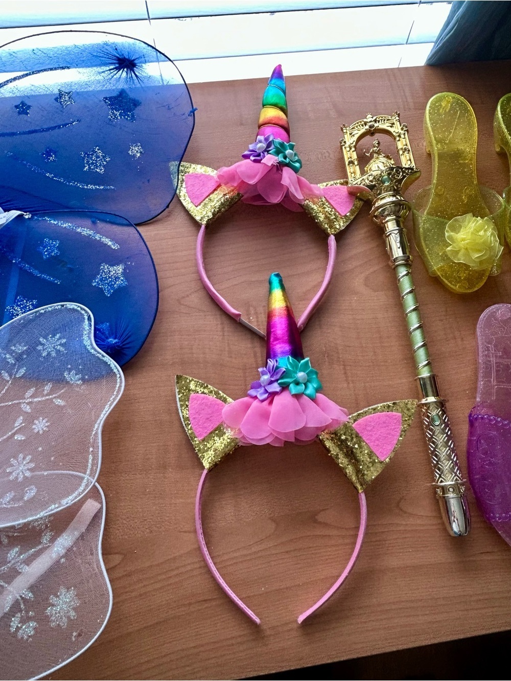 Girls Disney costume accessories shoes/wings/headbands/wand lot 9 pieces - Picture 3 of 6